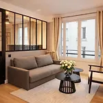 Champs-Elysees - Prestige Apartment With Lift Avenue Matignon