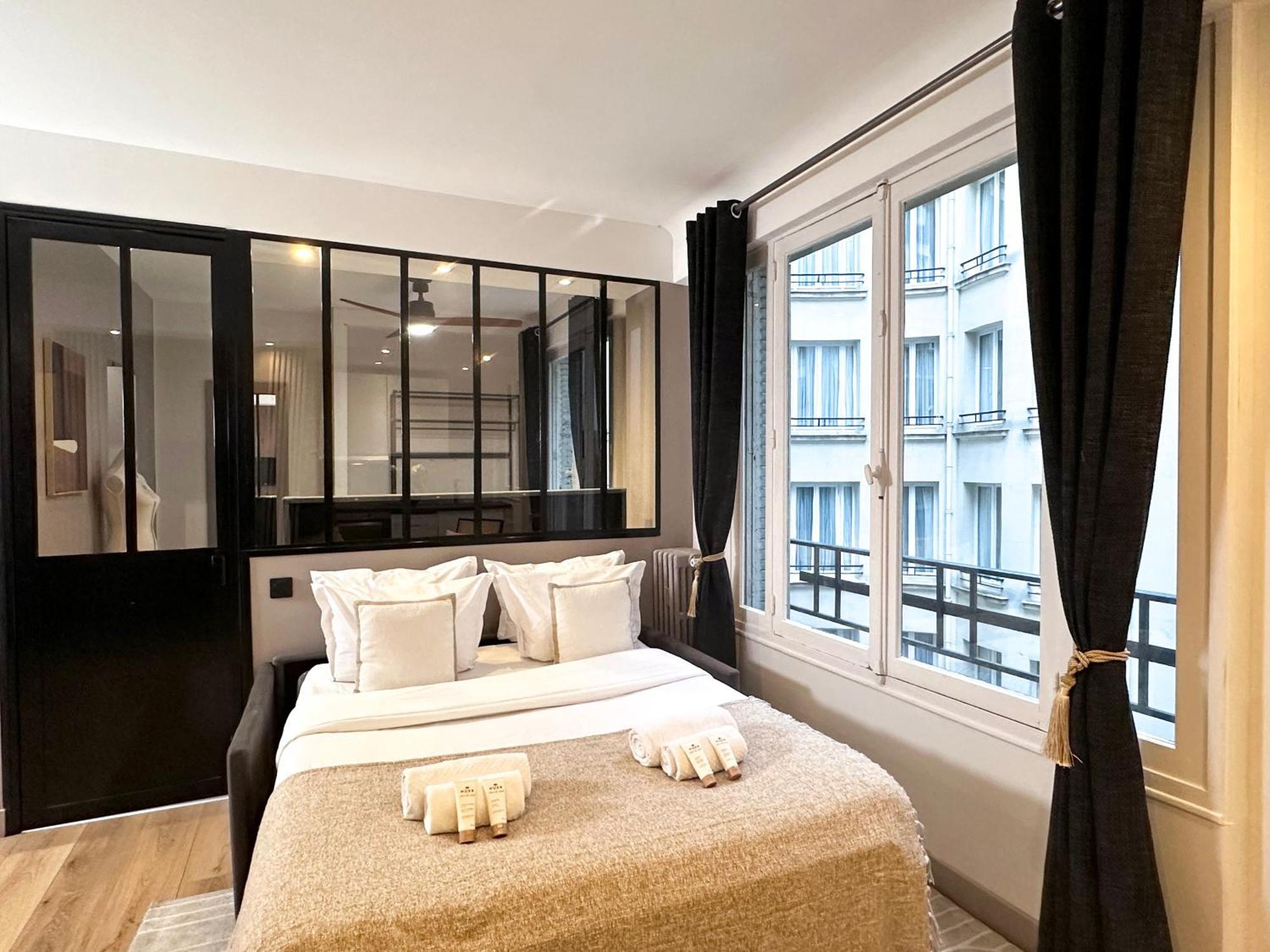 Champs Elysées - Amazing Loft - 1628 Appartamento